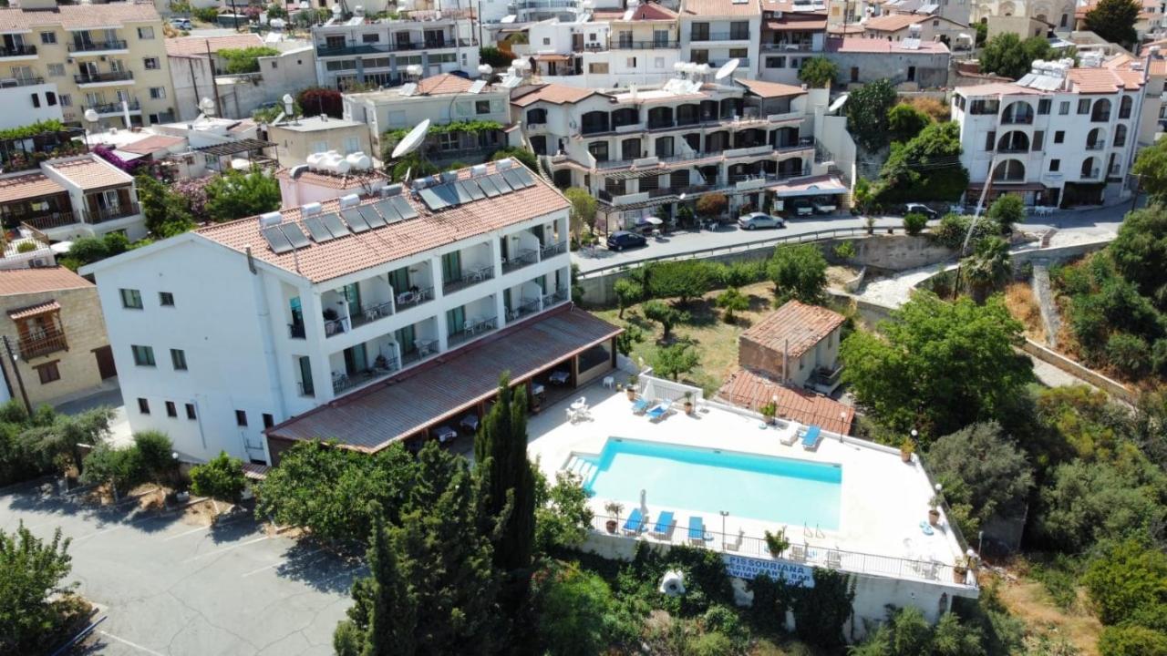 Pissouriana Hotel Apartments 외부 사진