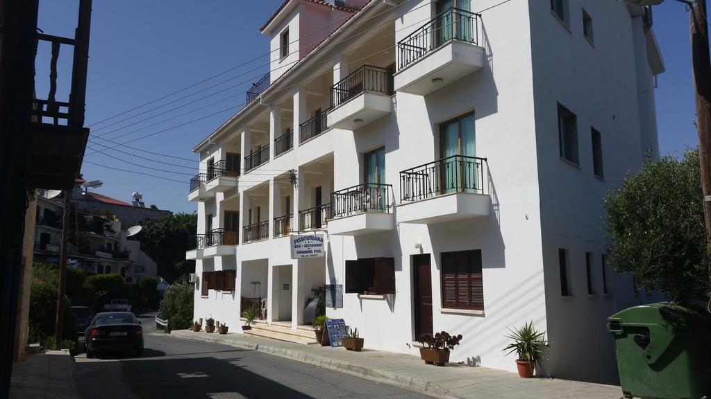 Pissouriana Hotel Apartments 외부 사진