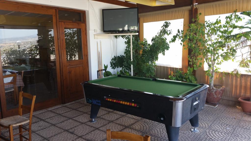 Pissouriana Hotel Apartments 외부 사진